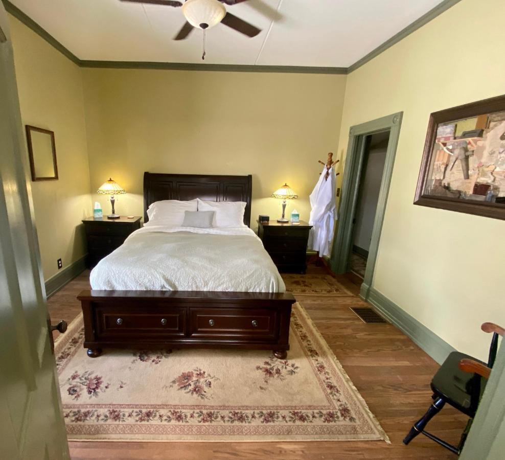 הוילה לידוויל Mountain View Victorian With Hot Tub! מראה חיצוני תמונה